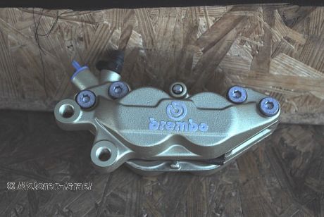 4-Kolbenzange Brembo R80/100GS