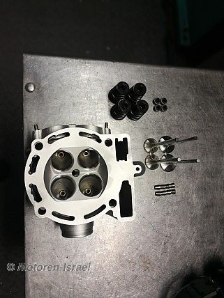 Cylinderhead revision Husaberg